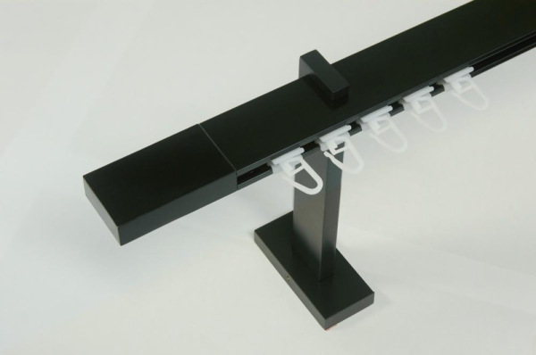 Garnýže SQUARE LINE černá jednořadá - LINE černá