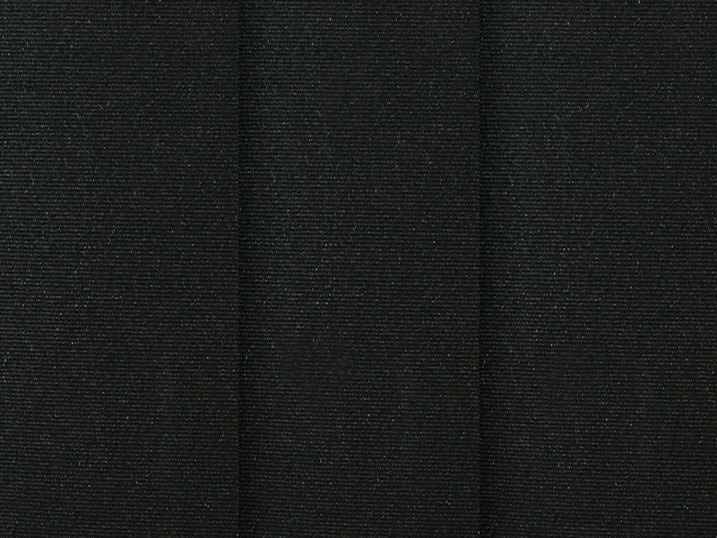 Czad 610 - černá perleť
